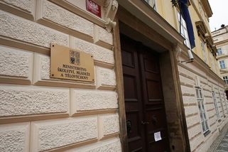 Plaga chce učitelům výrazně zvednout platy. O částkách, které zmínil, si většina Čechů může nechat zdát